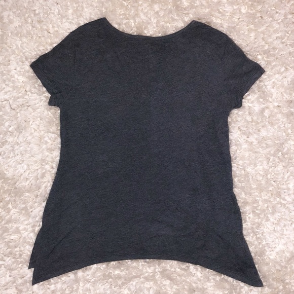 Graphic Tee || Alya Top - Picture 4 of 6